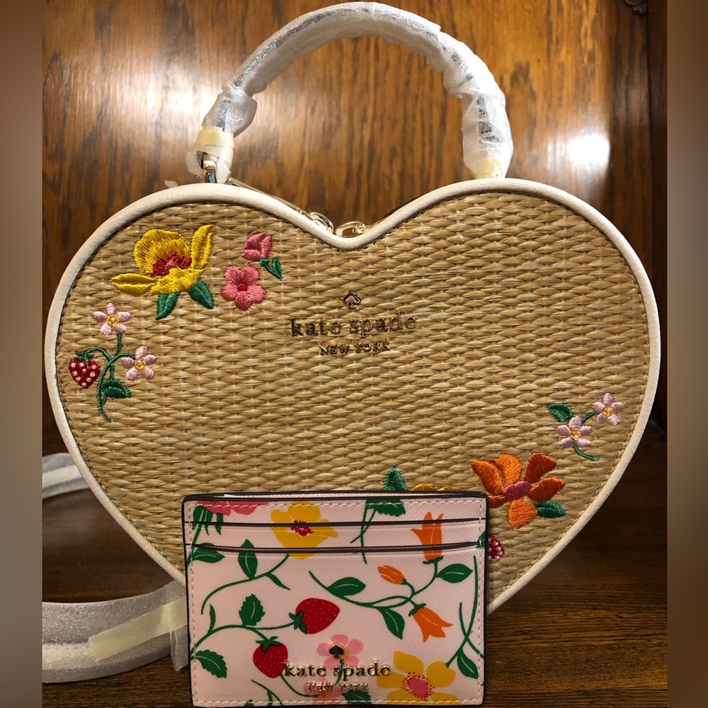NWT-Kate Spade-SET-Strawberry Garden-Rattan Heart Crossbody & Card Holder-$498